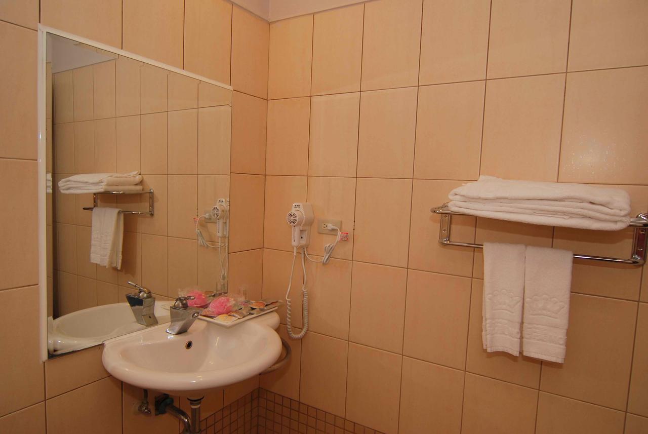 Beckham Motel Luzhu Exterior foto